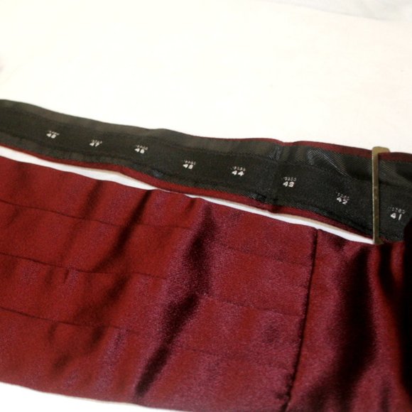 Very Dark Burgundy Cumberband - Picture 2 of 2